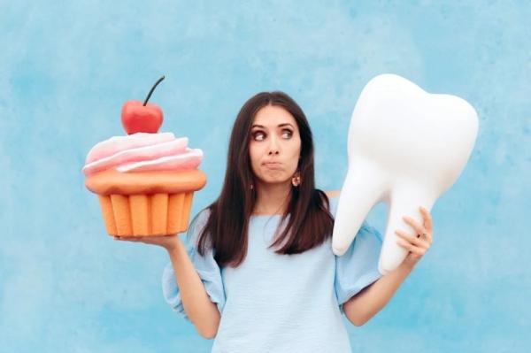 
        No es beneficioso para sus dientes: El dentista Davidyan habló sobre dulces de Año Nuevo peligrosos.