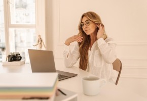 Técnicas de relajación contra el estrés de la oficina: cómo descansar si no hay tiempo para vacaciones
