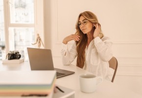 Técnicas de relajación para el estrés de la oficina: cómo descansar cuando no hay tiempo para las vacaciones